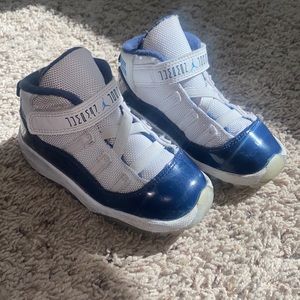 Jordan 11s